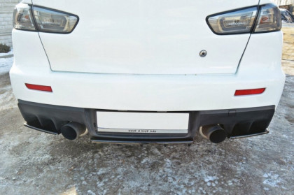 Splitter zadní, prostřední Mitsubishi Lancer Evo X (se žebry) 07-15 černý lesklý plast