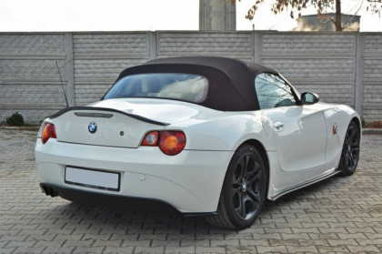 Splittery zadní, boční BMW Z4 E85 / E86 před facelift černý lesklý plast