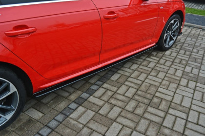 Prahové lišty Audi A4 B9 S-Line 2015- černý lesklý plast
