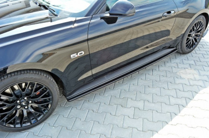 Boční prahy FORD MUSTANG MK6 GT 2014- carbon look