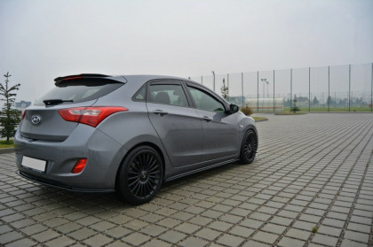 Splitter zadní, prostřední Hyundai i30 mk.2 11-17 carbon look