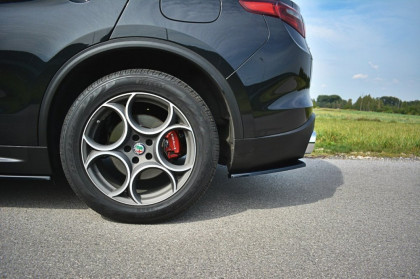 Splittery zadní Alfa Romeo Stelvio 16- carbon look