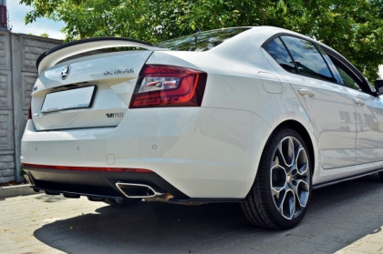 Splittery zadní boční Škoda Octavia III RS facelift carbon look