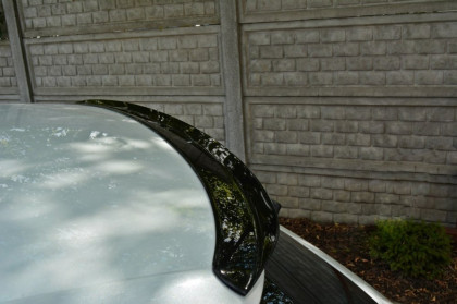 Střešní spoiler Maxton Renault Megane IV Hatchback carbon look