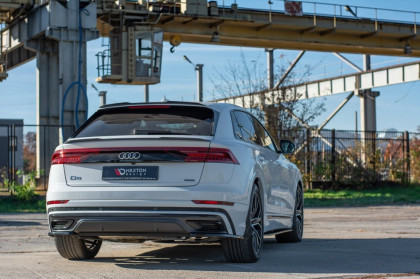 Splittery zadní boční Audi Q8 S-line černý lesklý plast