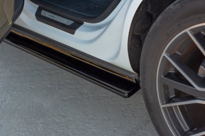 Prahové lišty Audi Q8 S-line carbon look