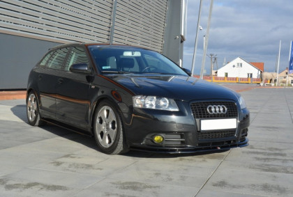 Prahové lišty Audi A3 Sportback 8P / 8P Facelift černý lesklý plast