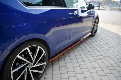 Prahové lišty VW GOLF 7 R FACELIFT 2017- černý lesklý plast