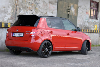 Prahové lišty Škoda Fabia RS Mk2 2010-2014 černý lesklý plast