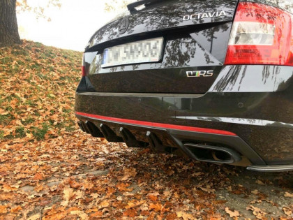 Difuzor zadního nárazníku V.1 Škoda Octavia RS Mk3 carbon look