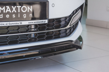 Spojler pod přední nárazník lipa V.3 Škoda Superb Mk3 Facelift 2019 - carbon look