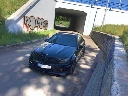 Spojler pod nárazník lipa Maxton MERCEDES-BENZ AMG C63 W204 FACELIFT (2011-2014)  černý lesklý plast