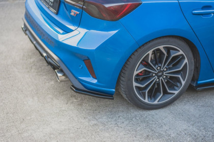 Splittery zadní boční Ford Focus ST Mk4 černý lesklý plast