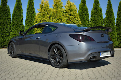 Prahové lišty HYUNDAI GENESIS COUPÉ MK.1 (2009-2012) černý lesklý plast