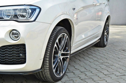 Prahové lišty BMW X4 M-PACK (F26) 2014 - černý lesklý plast