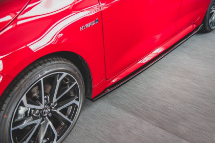 Prahové lišty Toyota Corolla XII Hatchback 2019- carbon look