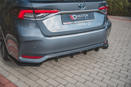 Difuzor zadního nárazníku Toyota Corolla XII Sedan 2019- carbon look