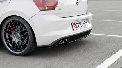 Podspoiler zadního nárazníku V.2 VW Polo GTI Mk6 se žebry černý lesklý plast