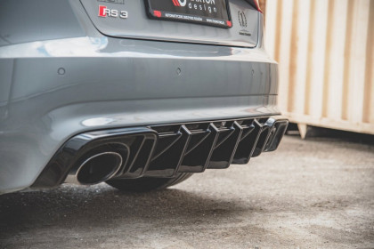 Difuzor zadního nárazníku Audi RS3 8V Sportback černý lesklý plast