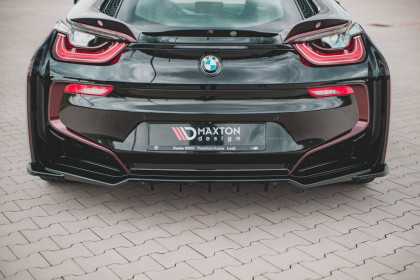 Podspoiler zadního nárazníku BMW i8 s křidýlky carbon look