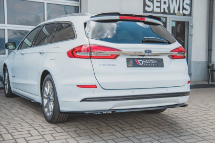 Prodloužení spoileru Ford Mondeo kombi Mk5 Facelift černý lesklý plast