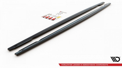 Prahové lišty V.2 Audi RS6 C8 černý lesklý plast
