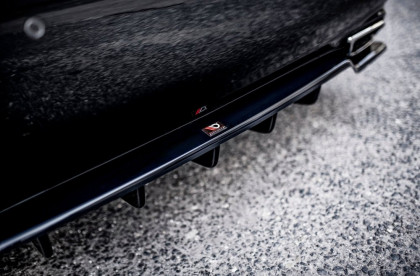 Spoiler zadního nárazníku Lexus LS Mk4 Facelift se žebry černý lesklý plast