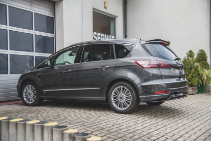 Prahové lišty Ford S-Max Mk2 Facelift černý lesklý plast