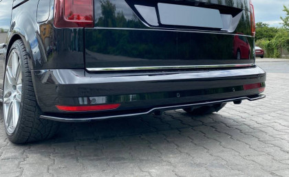 Spoiler zadního nárazníku Volkswagen Caddy Mk. 4 se žebry černý lesklý plast