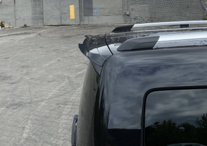 Prodloužení spoileru Volkswagen Caddy Mk.4 carbon look