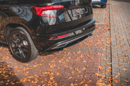 Spoiler zadního nárazníku Škoda Karoq Sportline carbon look