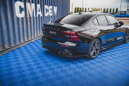 Spoiler zadního nárazníku Volvo S60 R-Design Mk3 černý lesklý plast