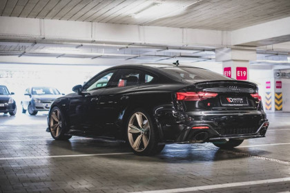 Splittery zadní boční Audi RS5 F5 Facelift carbon look