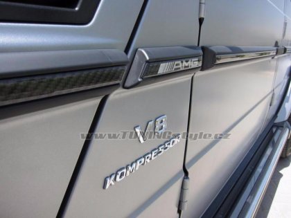 Boční lišty dveří Mercedes-Benz G W463 AMG look carbon