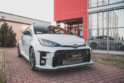 Spojler pod nárazník lipa V.1 Toyota GR Yaris Mk4 černý lesklý plast