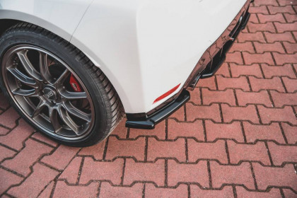 Splittery zadní boční V.1 Toyota GR Yaris Mk4 černý lesklý plast