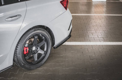 Splittery zadní boční V.1 Škoda Octavia RS Mk4 černý lesklý plast