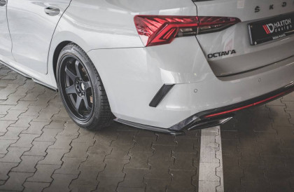 Splittery zadní boční V.1 Škoda Octavia RS Mk4 černý lesklý plast