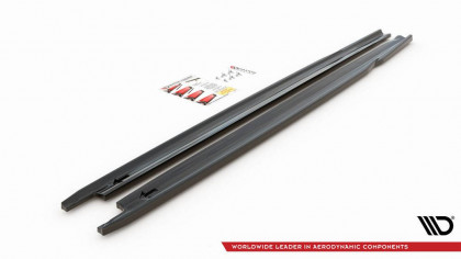 Prahové lišty V.1 Škoda Octavia RS Mk4 carbon look