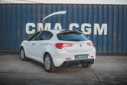 Difuzor zadního nárazníku Alfa Romeo Giulietta Facelift single černý lesklý plast