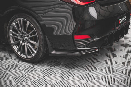 Splittery zadní boční Infiniti Q60 S Mk2 černý lesklý plast