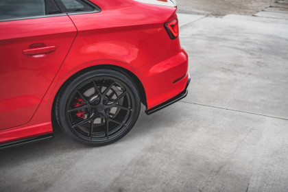 Splittery zadní boční Audi S3 Sedan 8V černý lesklý plast