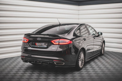 Splittery zadní boční Ford Mondeo Mk5 černý lesklý plast