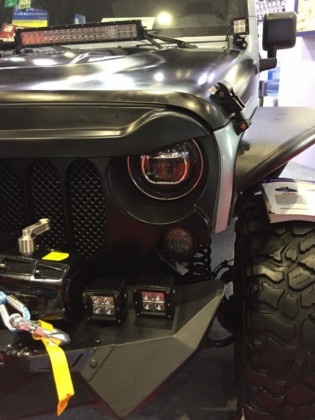 Přední světla Bi-Xenon pro JEEP Wrangler JK (2007-2017) černá