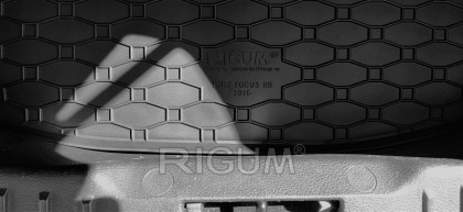 Gumová vana do kufru - FORD Focus Hatchback 2011- (s vyobrazením vozu) 