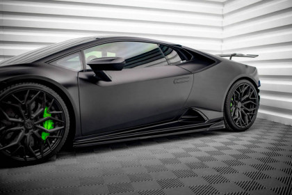 Prahové lišty Lamborghini Huracan EVO černý lesklý plast