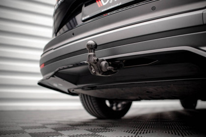 Spoiler zadního nárazníku Škoda Enyaq iV černý lesklý plast