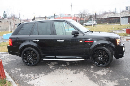 Sada masky a bočních mřížek Land Rover Range Rover Sport (05-09) Autobiography Look  Black Red