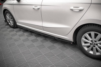 Prahové lišty V.2 Seat Ibiza Mk5 černý lesklý plast