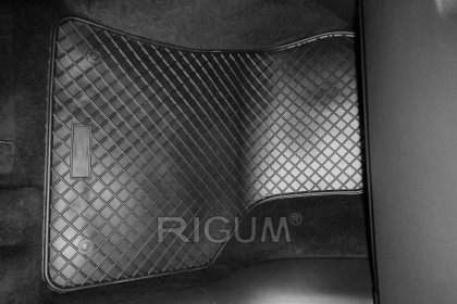 Gumové koberce RIGUM - Škoda Octavia III 13- design